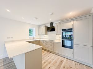 Photo 8- click for photo gallery